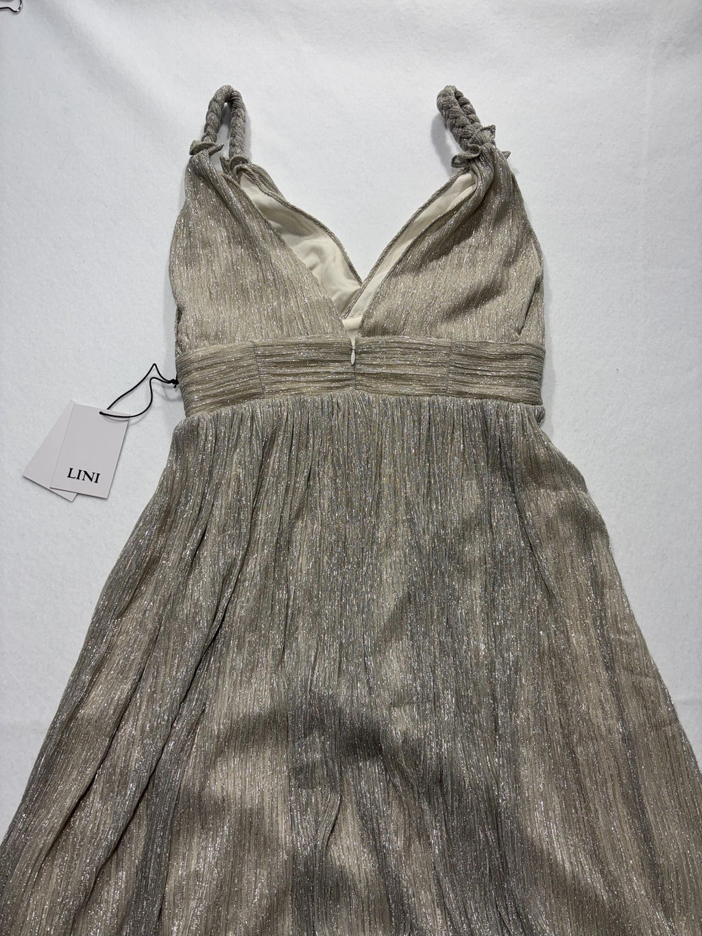 LINI Katherine Dress Womens Medium Champagne Metallic Pleated V Neck Maxi Formal
