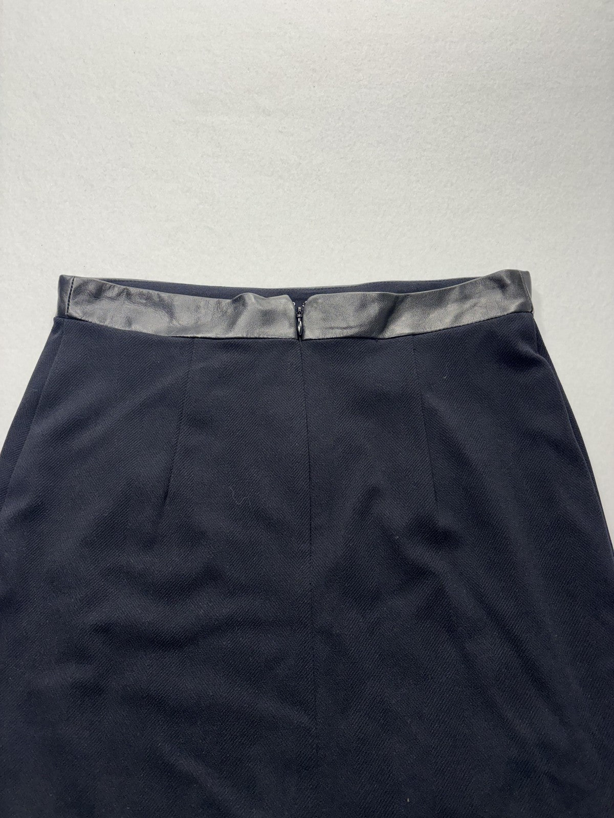 LA PINA Skirt Womens Medium Black Zigzag Faux Leather Waist Pencil Knee Length