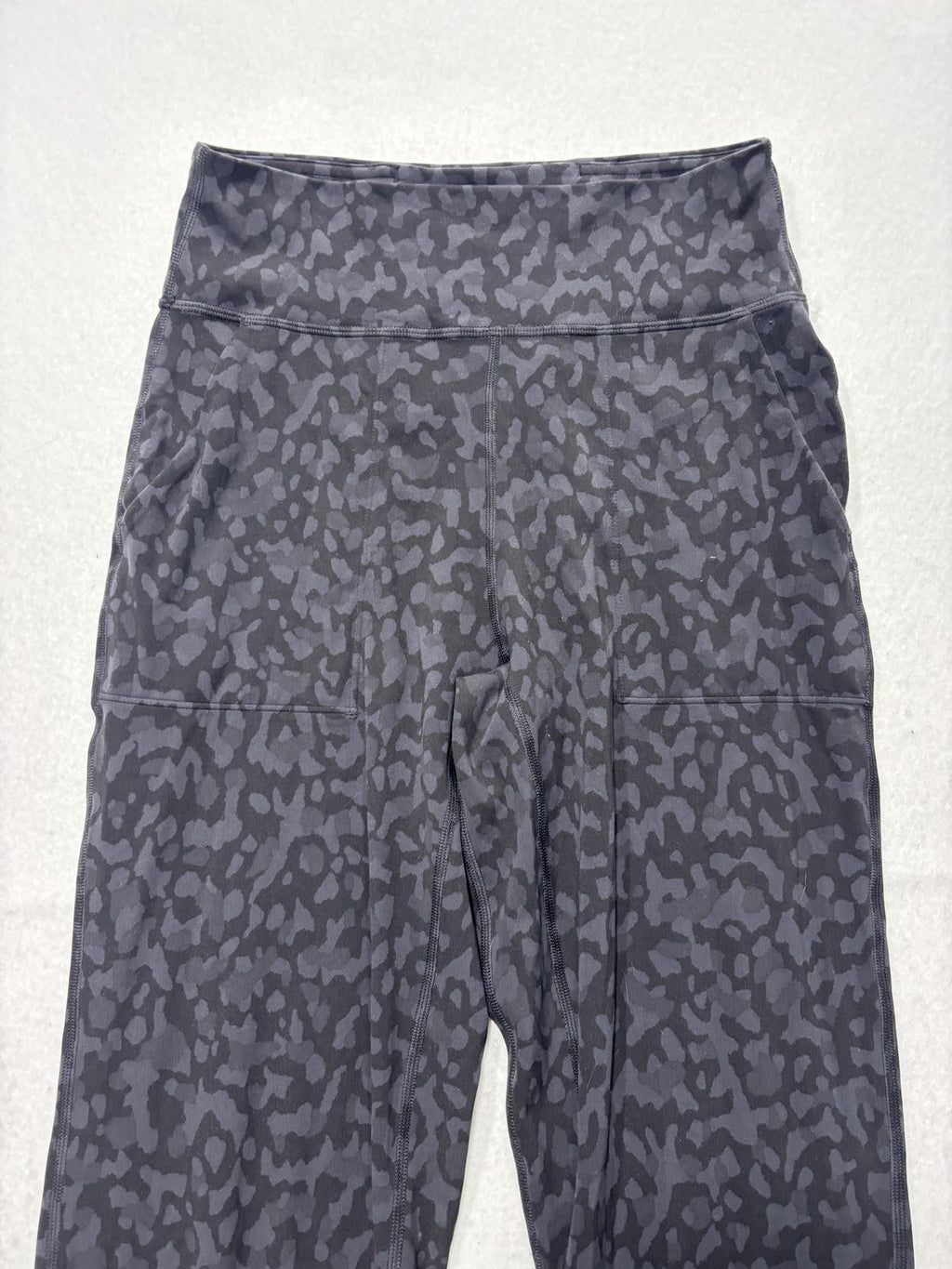 Lululemon Jogger Pants Womens 6 Gray Camo High Rise 27.5" Inseam Ankle Pockets