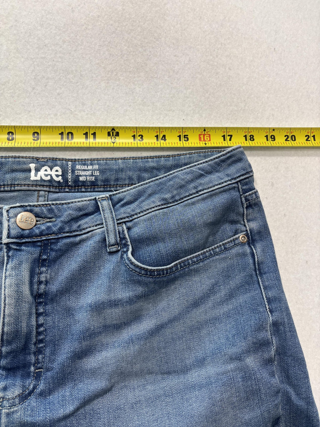 Lee Jeans Womens 16P Blue Medium Wash Mid Rise Straight Regular Stretch 34x29