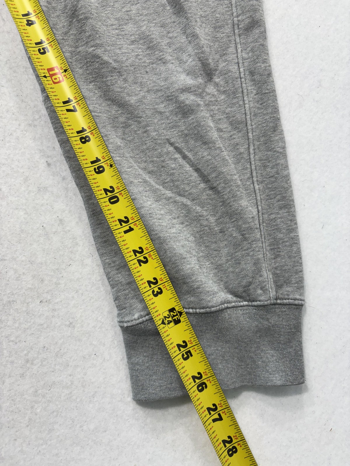 Nike Jogger Pants Mens Large Gray Fleece Elastic Waist Tapered Athletic Pockets