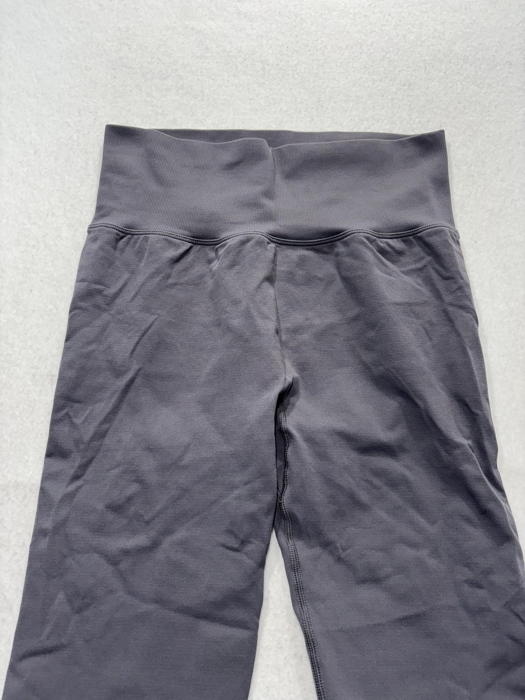 Unbranded Gray High Rise Ruched Back Shaping Leggings Womens Medium 24 Inseam