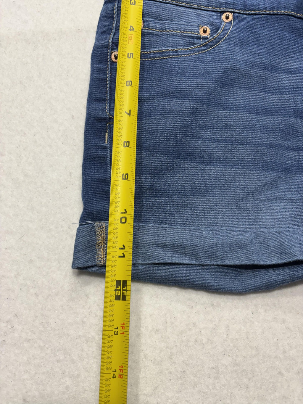 Aeropostale Shorts Womens 6 Blue High Waisted Shorty Cuffed Denim 5 Pocket