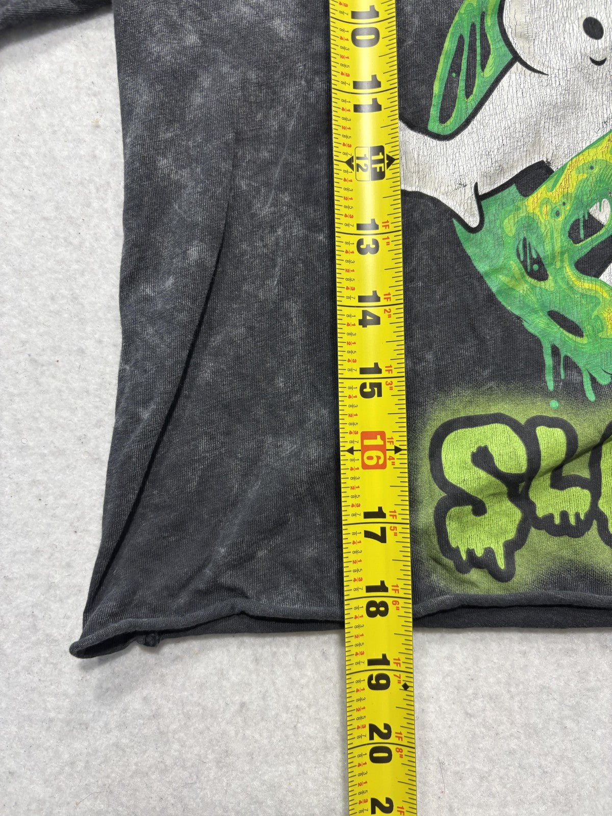Mad Engine Shirt Womens Medium Gray Ghostbusters I've Been Slimed Cropped Tee