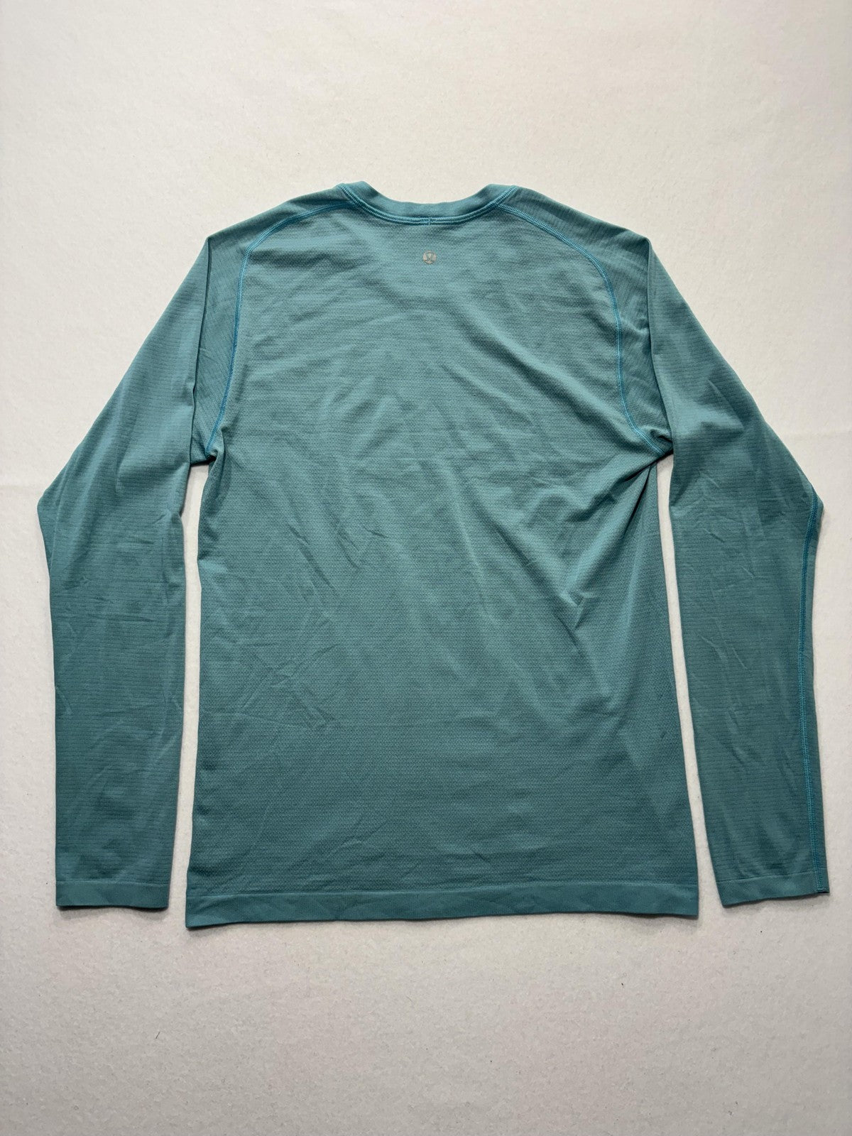 Lululemon Shirt Mens Medium Blue Long Sleeve Lightweight Running Athletic