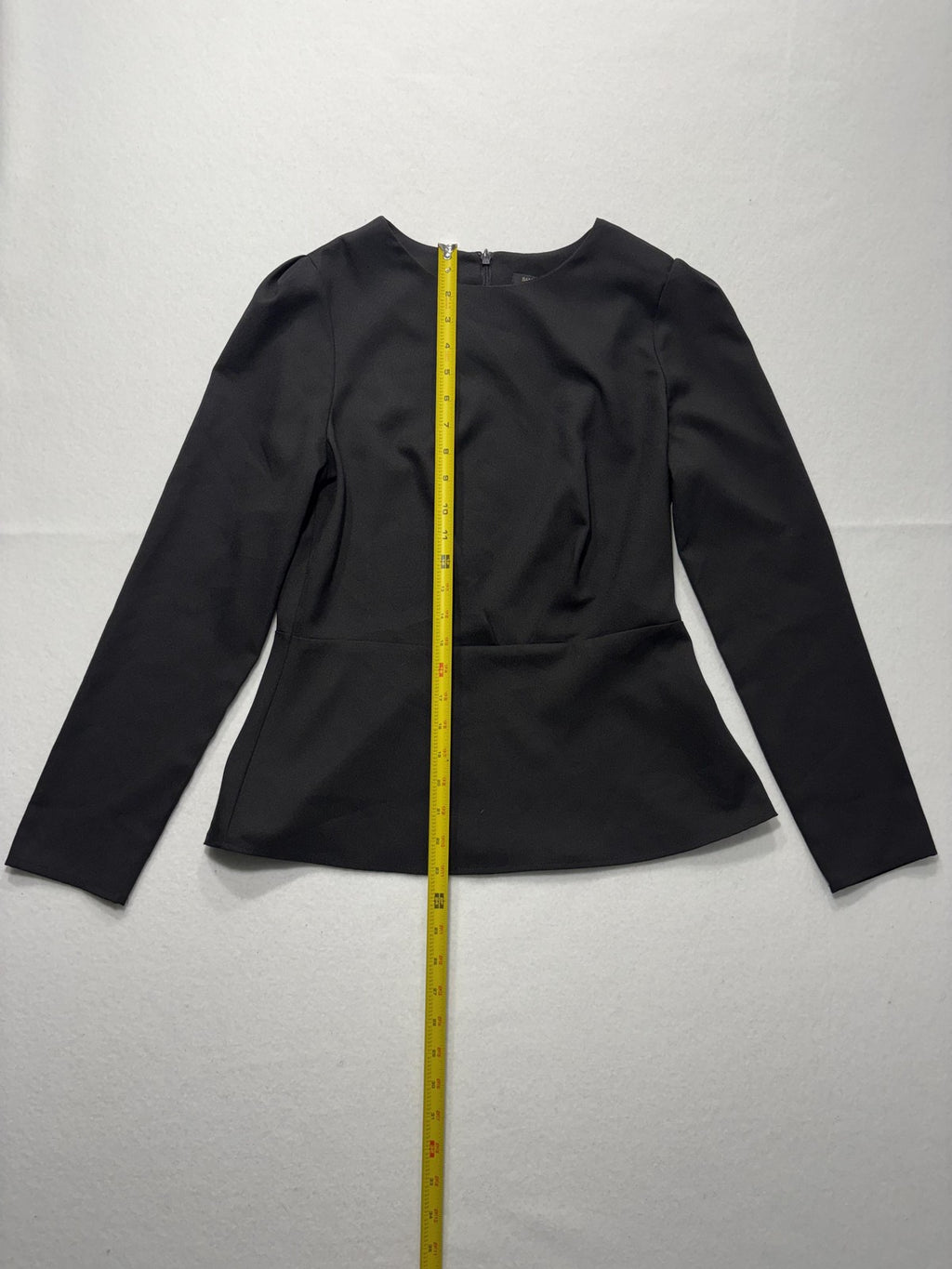 Banana Republic Top Womens 6 Black Long Sleeve Crew Neck Blouse Office City