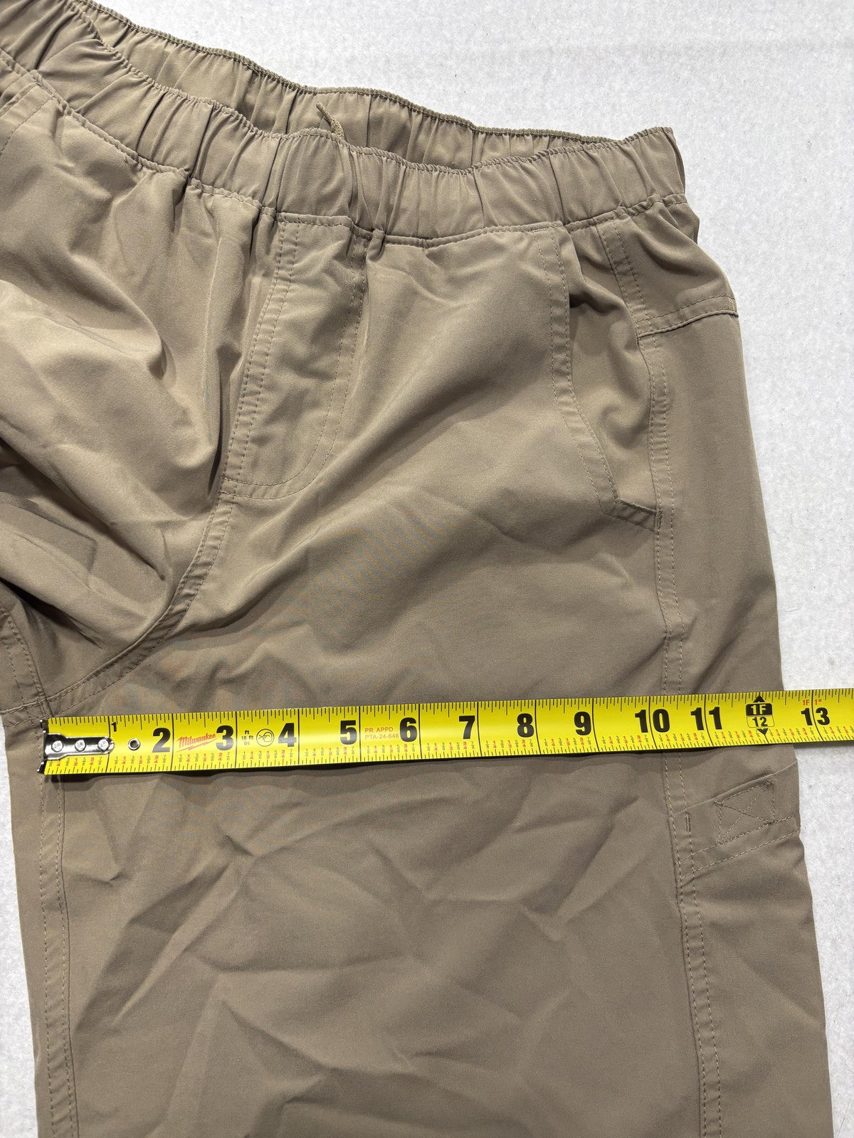 Magellan Outdoors Shorts Mens Small Brown 7" Inseam Fishing Water Repellent