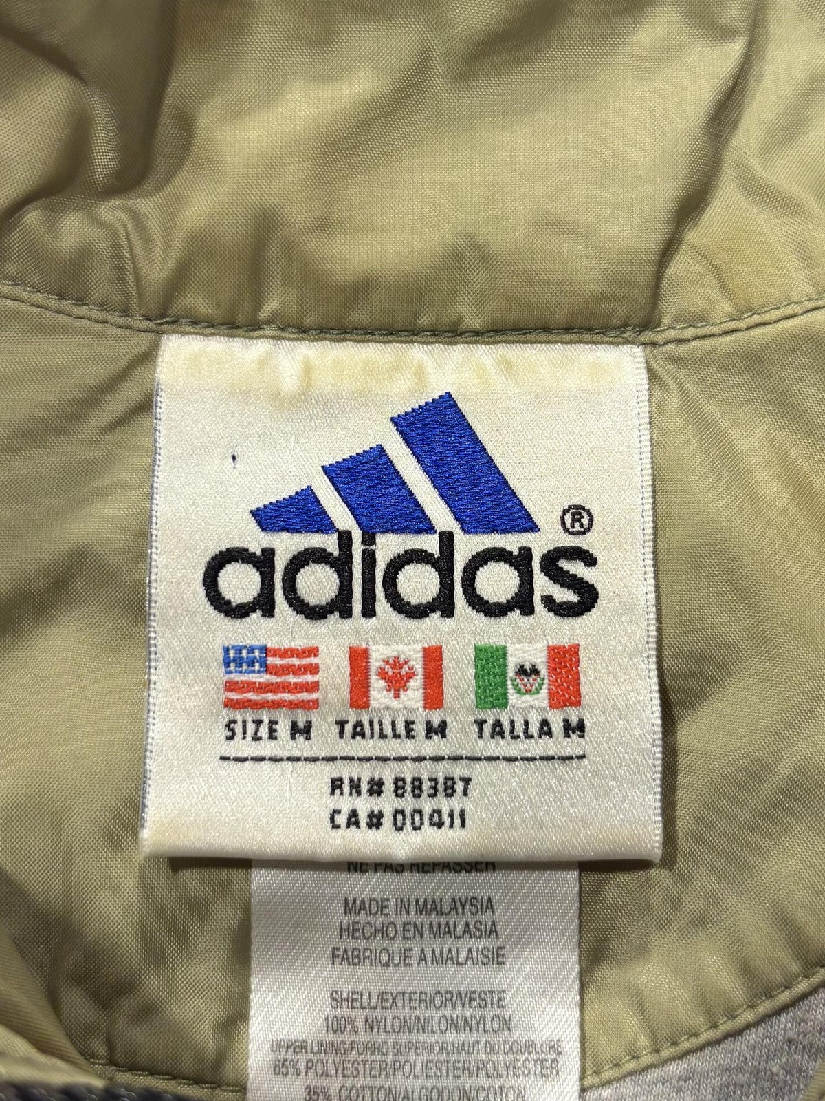 Adidas Windbreaker Jacket Mens Medium Black Green Full Zip 3-Stripes 6052