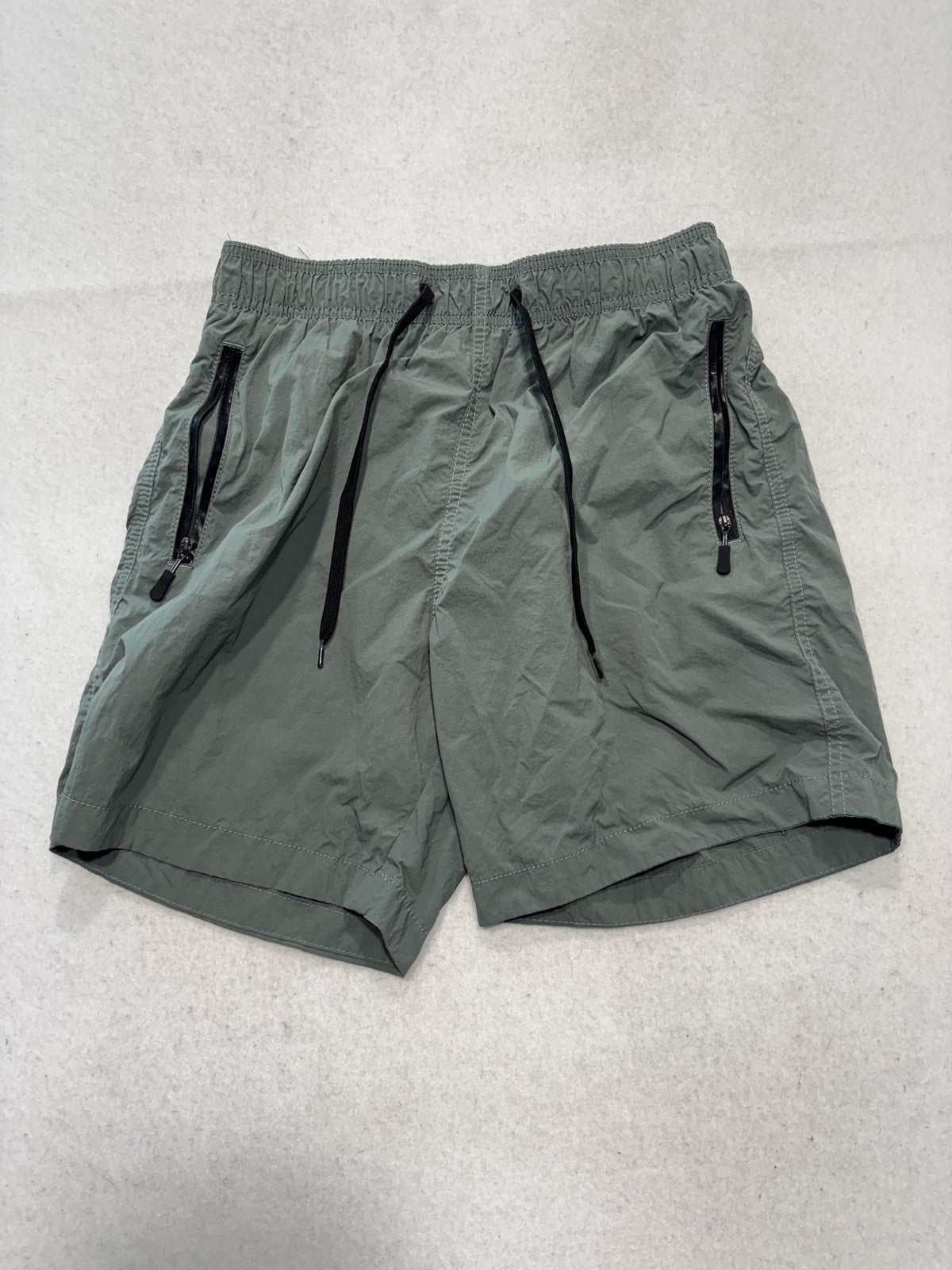 H&M Swim Shorts Mens Small Green Elastic Waist Mesh Lined Quick Dry Pockets