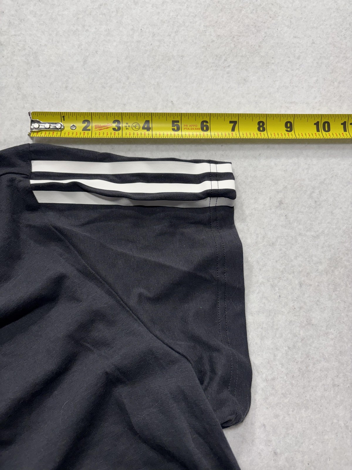 Adidas AEROREADY Shirt Womens XL Black Cropped 3 Stripe Logo HA1192 Athletic Top