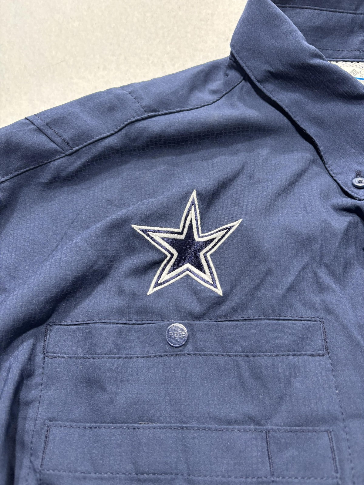 Dallas Cowboys Shirt Mens XL Blue NFL Football Columbia PFG Omni Shade Fishing