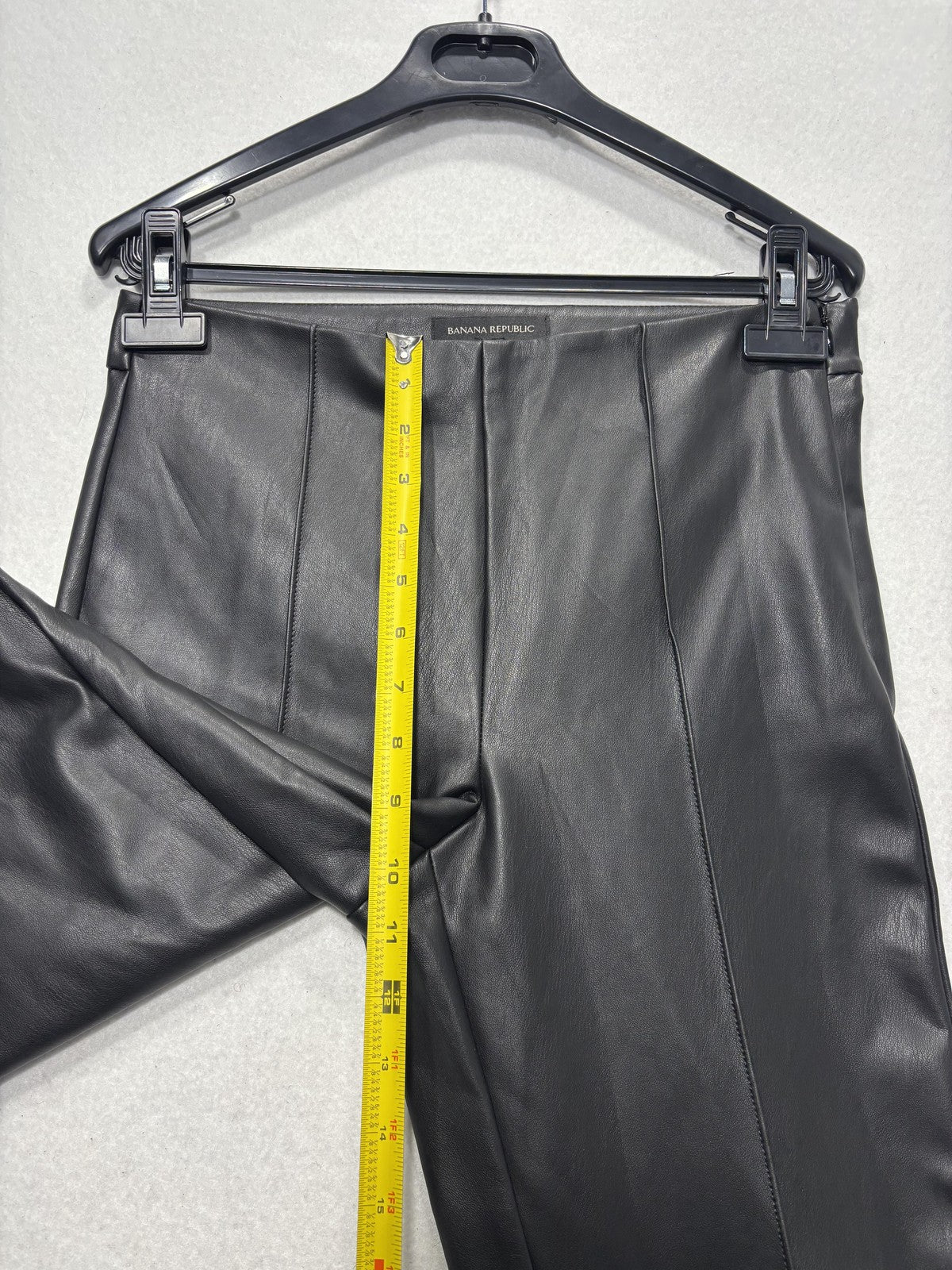 Banana Republic Dress Pants Womens 6 Black Faux Leather Straight Leg Zip Stretch
