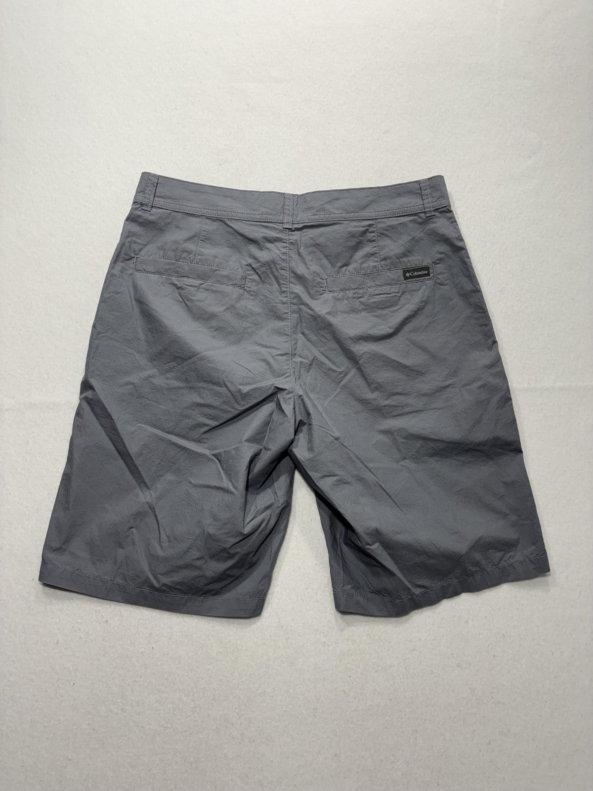 Columbia Chino Shorts Mens 32 Gray 10" Inseam Lined Lightweight Travel Casual