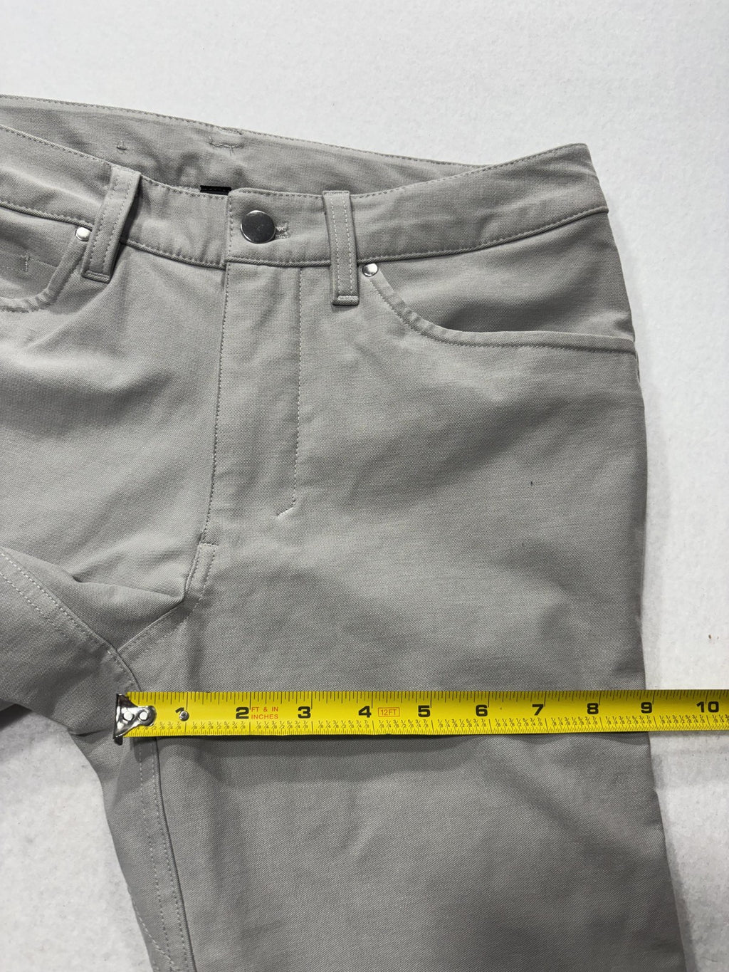 Lululemon Chino Pants Mens 28x30 Gray Slim Straight Stretch Casual Outdoor