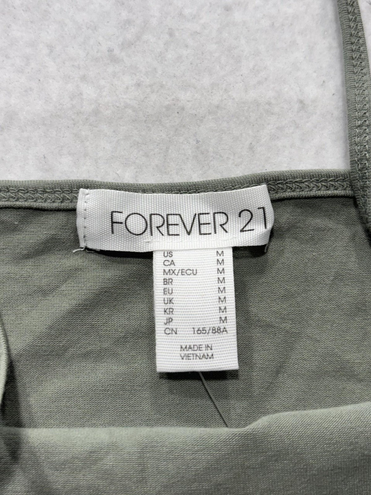 Forever 21 Tank Top Womens Medium Green Scoop Neck Cami Knit Stretch Casual