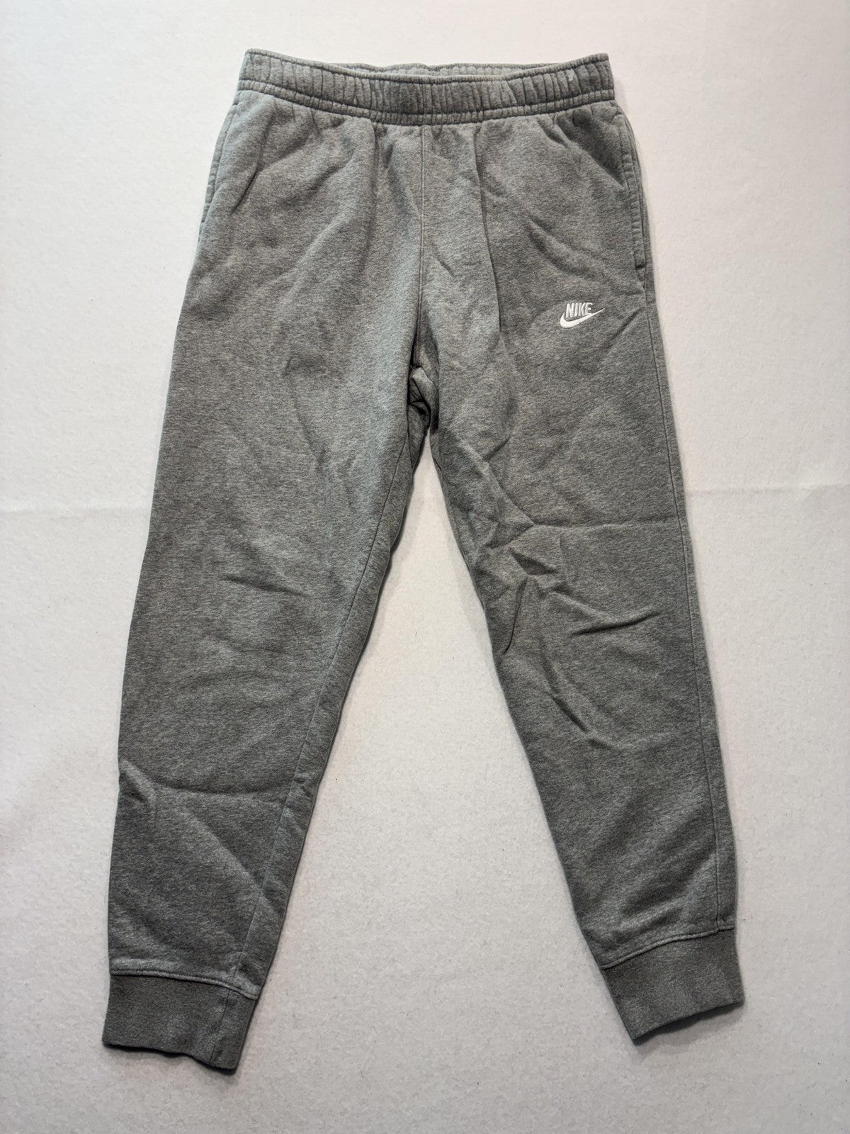 Nike Jogger Pants Mens Medium Gray Fleece Elastic Waist Tapered Athletic Pockets