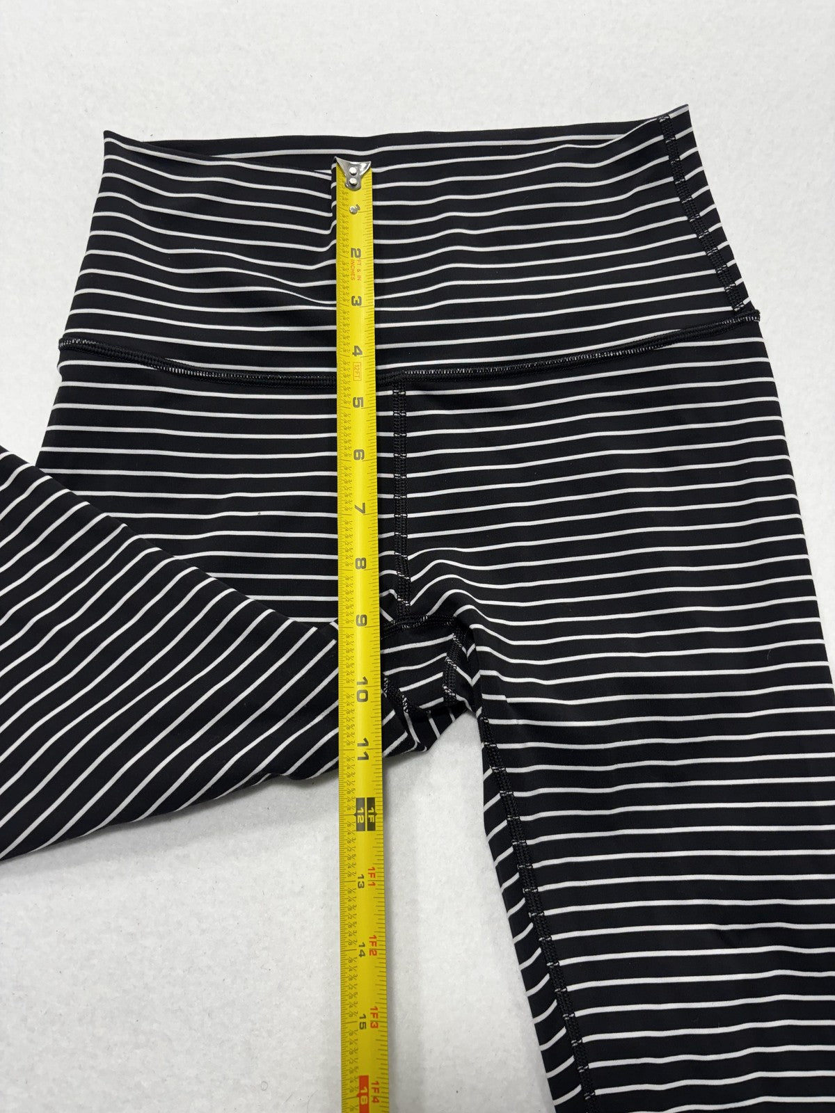 Lululemon Leggings Womens Small Black Stripe High Rise 25" Inseam Stretch Ankle