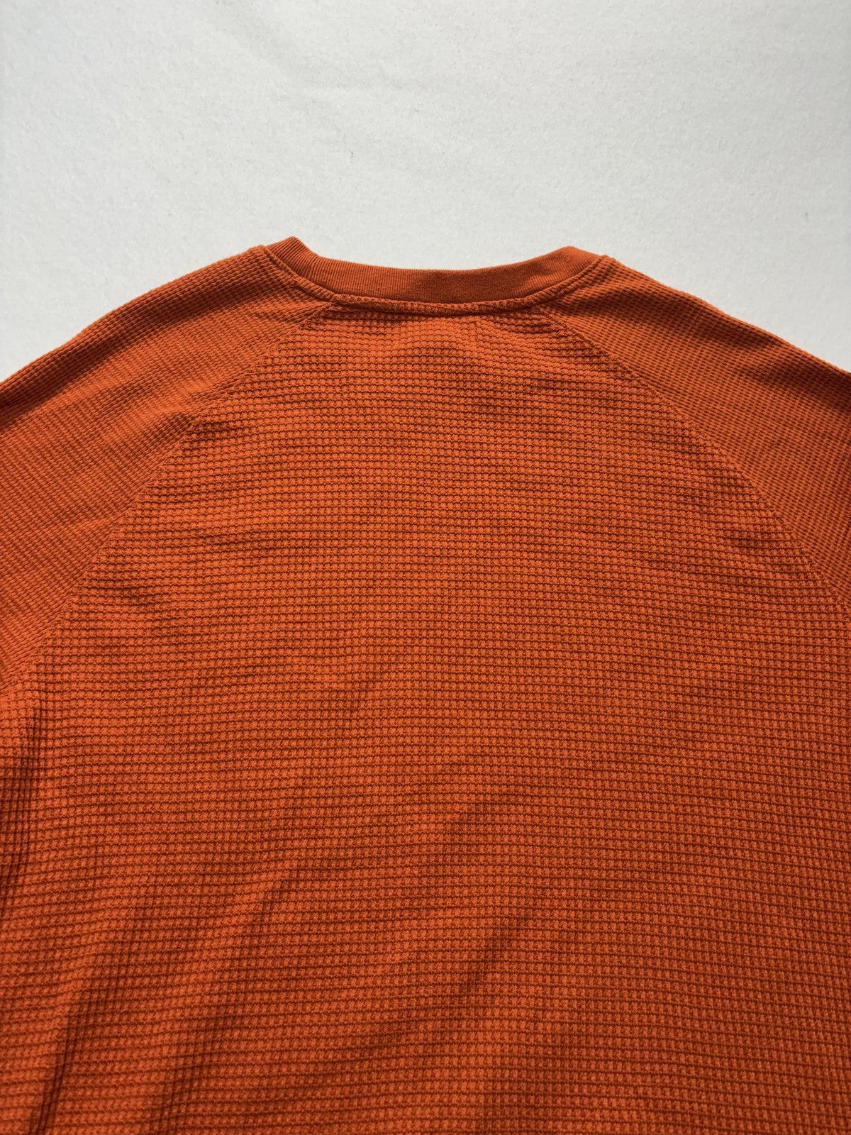 Banana Republic Shirt Mens Medium Orange Thermal Waffle Knit Long Sleeve Tee