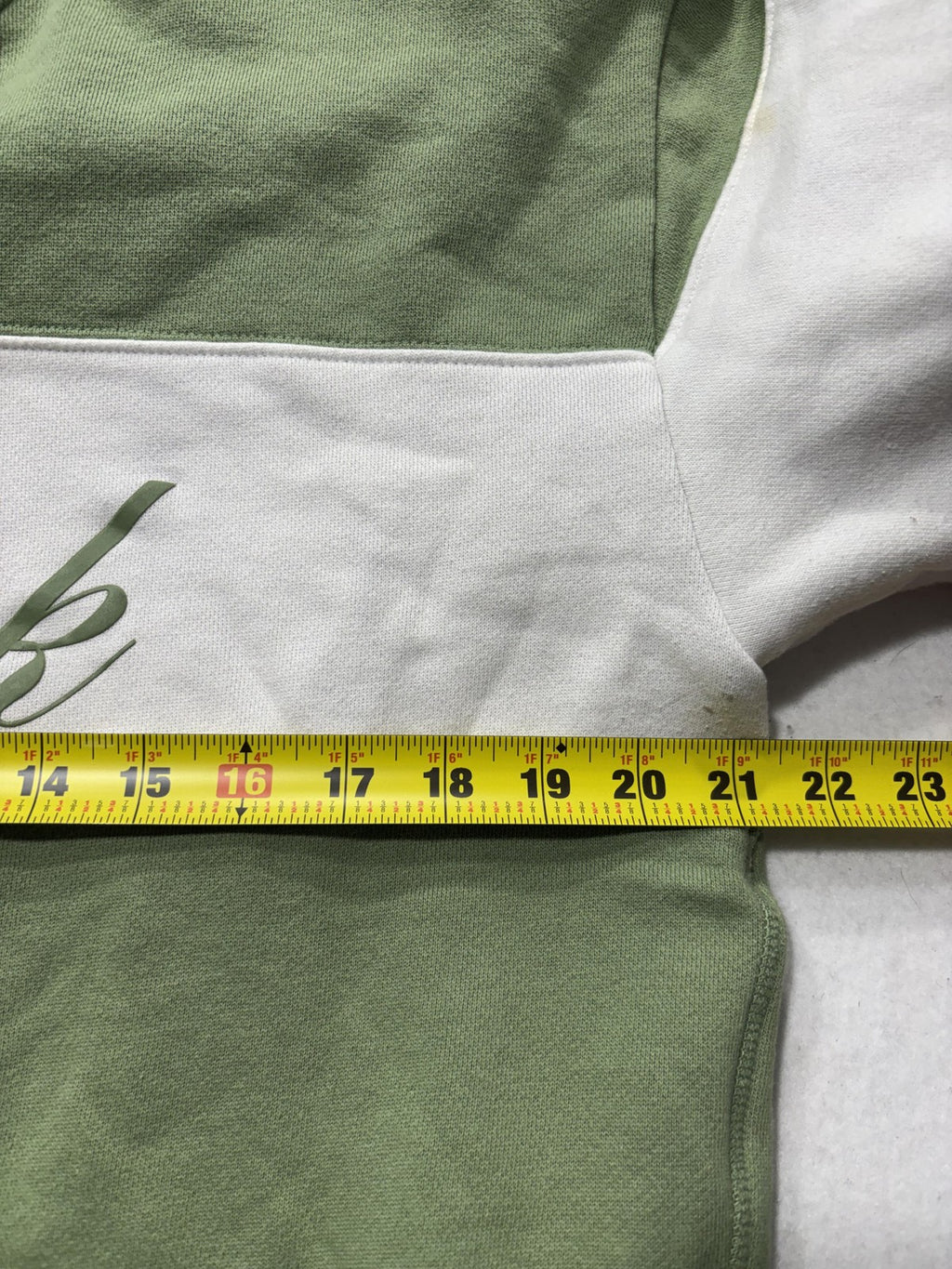 PINK Victoria's Secret Sweatshirt Womens M Green Colorblock Logo Crew Pullover