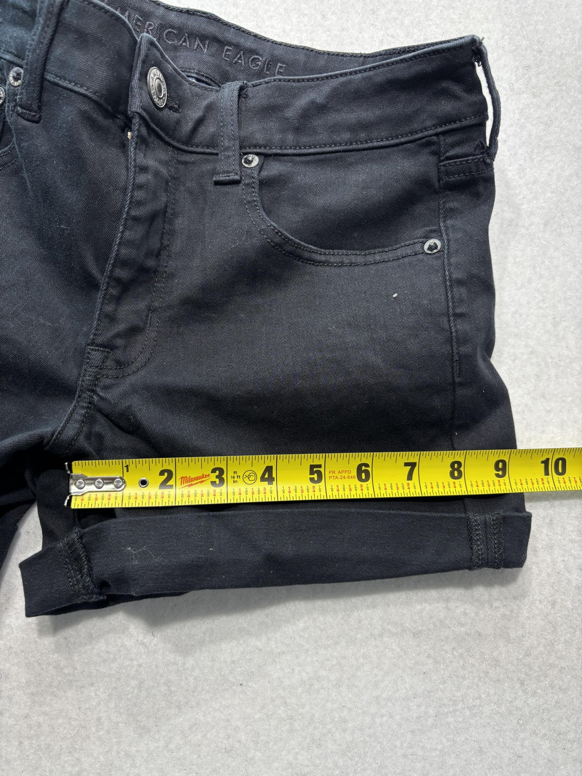 American Eagle Womens 8 Black Denim Cut Off Cuffed Stretch Shorts Ne(x)t Level