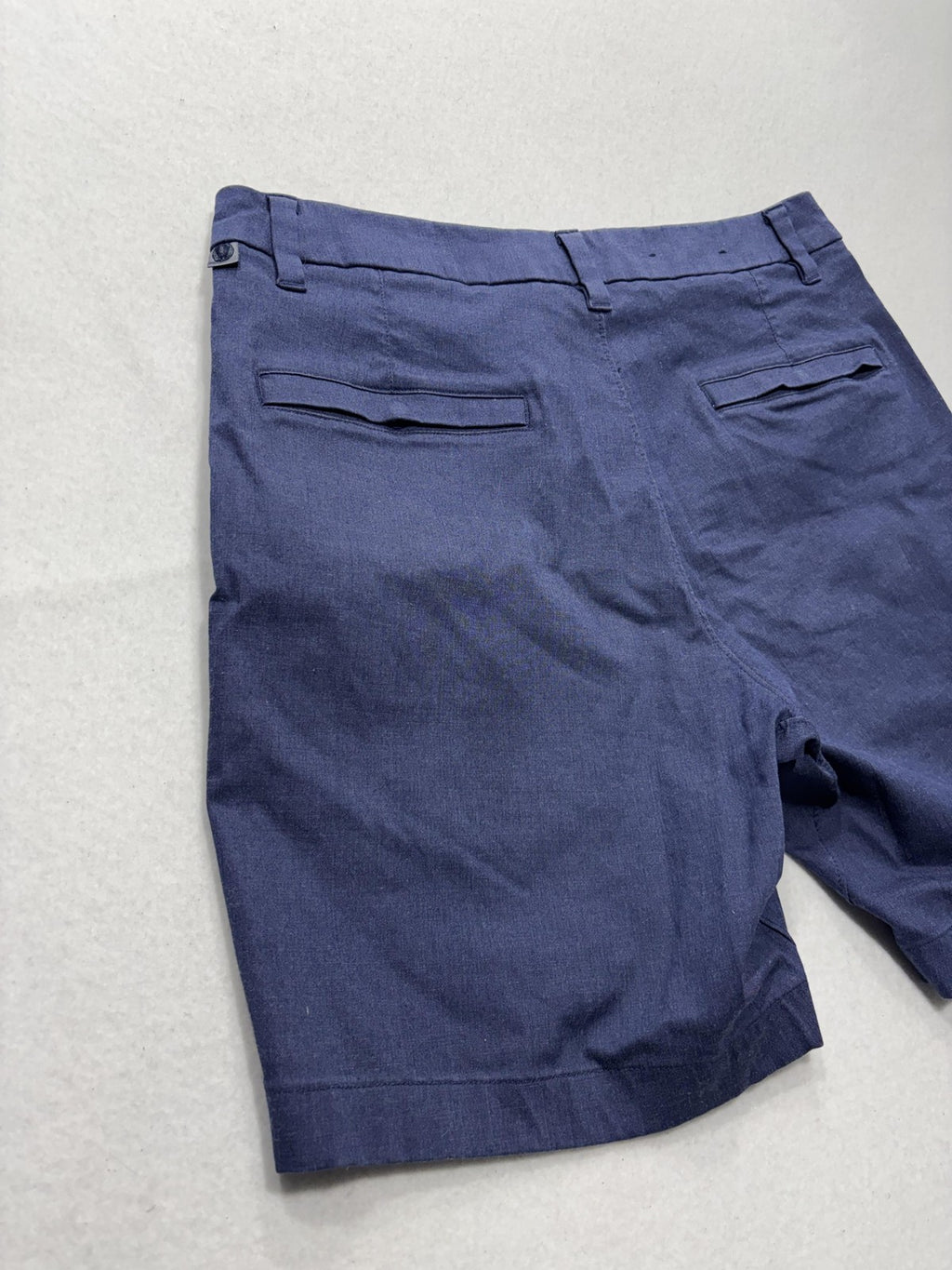 Lululemon Chino Shorts Mens 34 Blue 9" Inseam Stretch Casual Travel Outdoor
