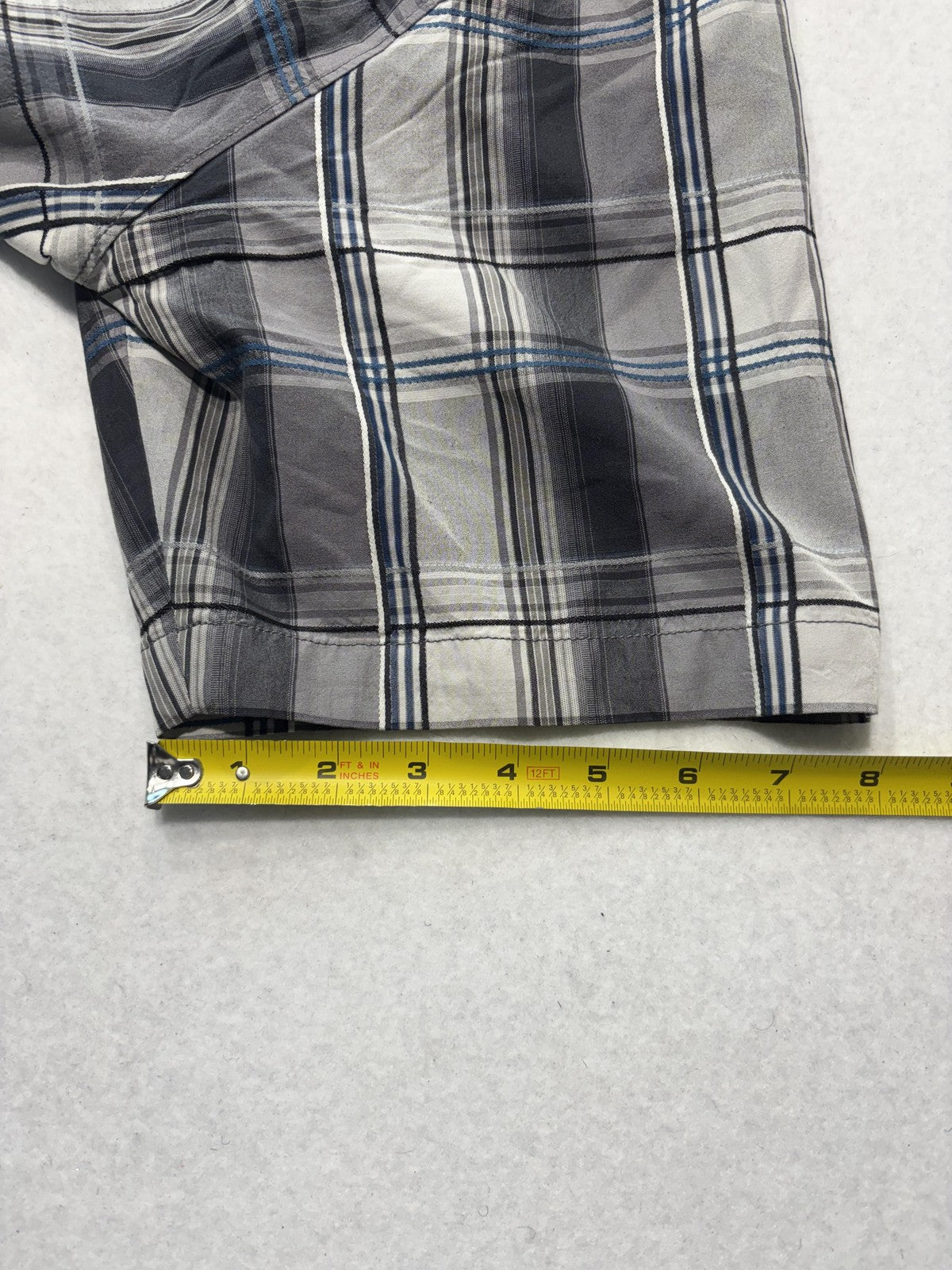 Tommy Bahama Shirt Mens Large Gray Plaid Silk Short Sleeve Button Up Casual