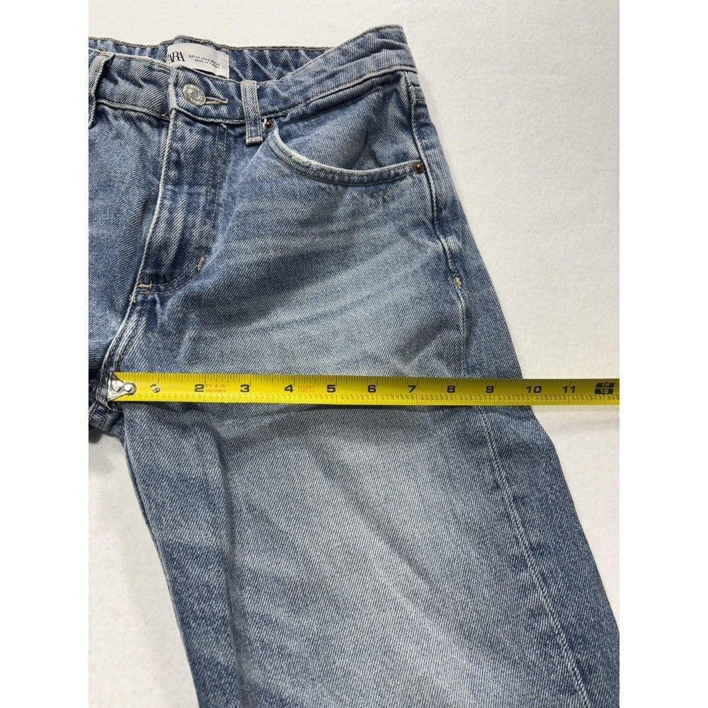 Zara Jeans Womens 2 Blue Medium Wash Straight Leg Mid Rise 24x30.5 Distressed