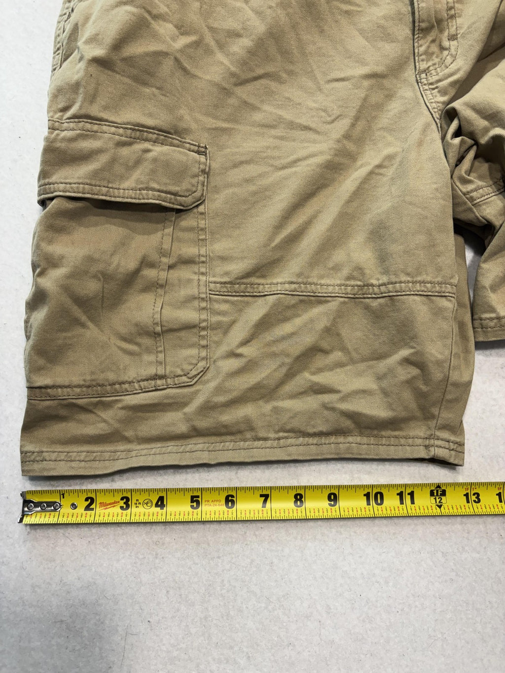 Wrangler Mens Relaxed Fit Cargo Shorts 40 Beige Canvas Stretch Hiking 11231492f
