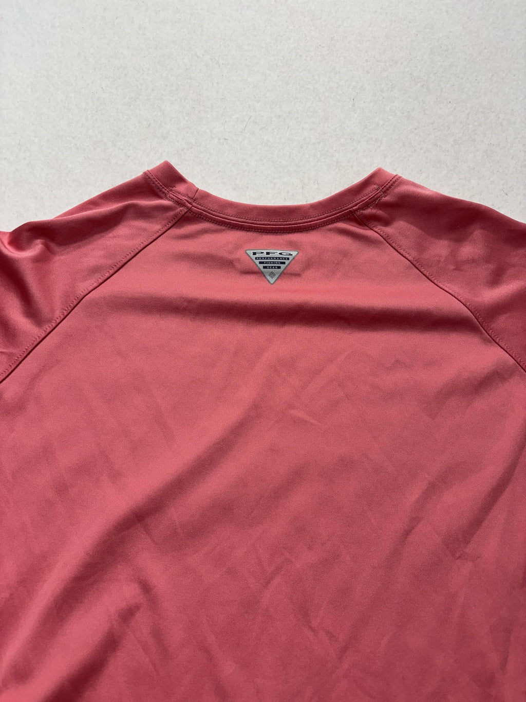 Columbia PFG Omni-Shade Shirt Mens Medium Pink Long Sleeve Fishing Lightweight