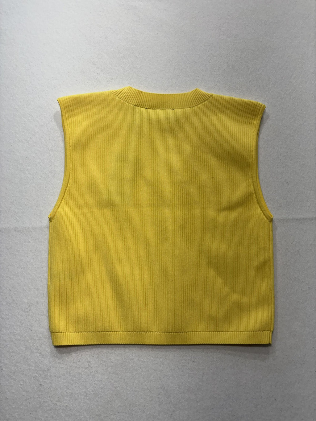 FILA Sweater Vest Womens Large Yellow V Neck Rib Knit Logo Hailey Crop Top
