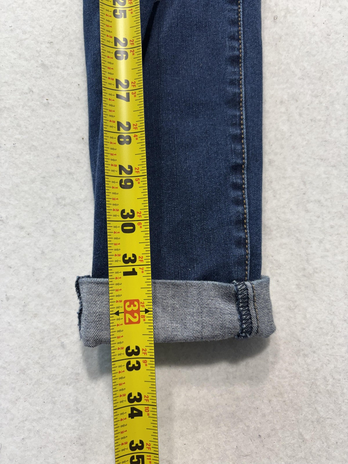 American Eagle High Rise Jegging Jeans Womens 8 Medium Wash Distressed 30x24.5