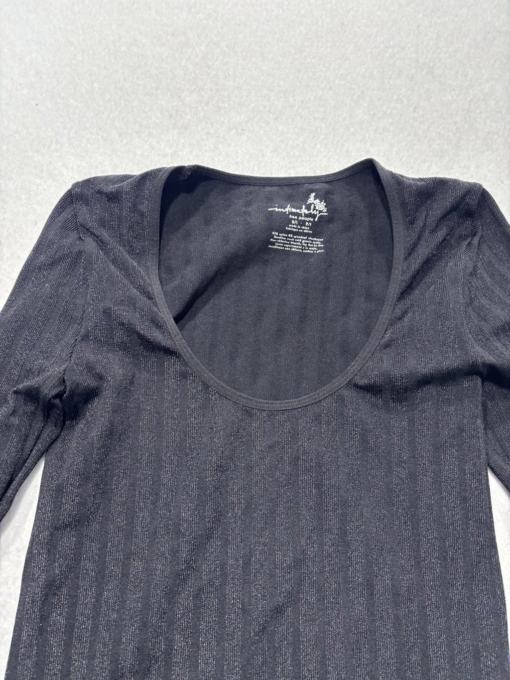 Free People Shirt Womens XS/S Black Scoop Neck Long Sleeve Stretch Knit Top