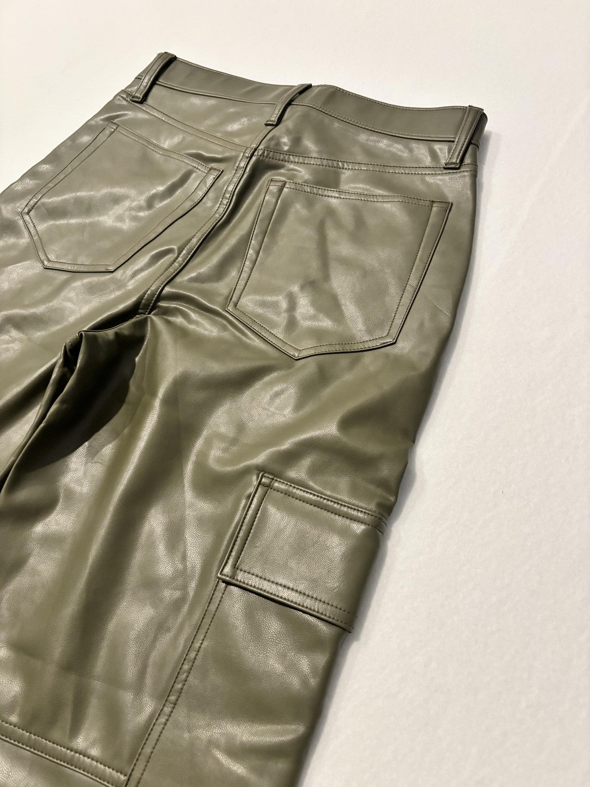 Abercrombie & Fitch Pants Womens 28 Short Green Faux Leather 90s High Rise Cargo
