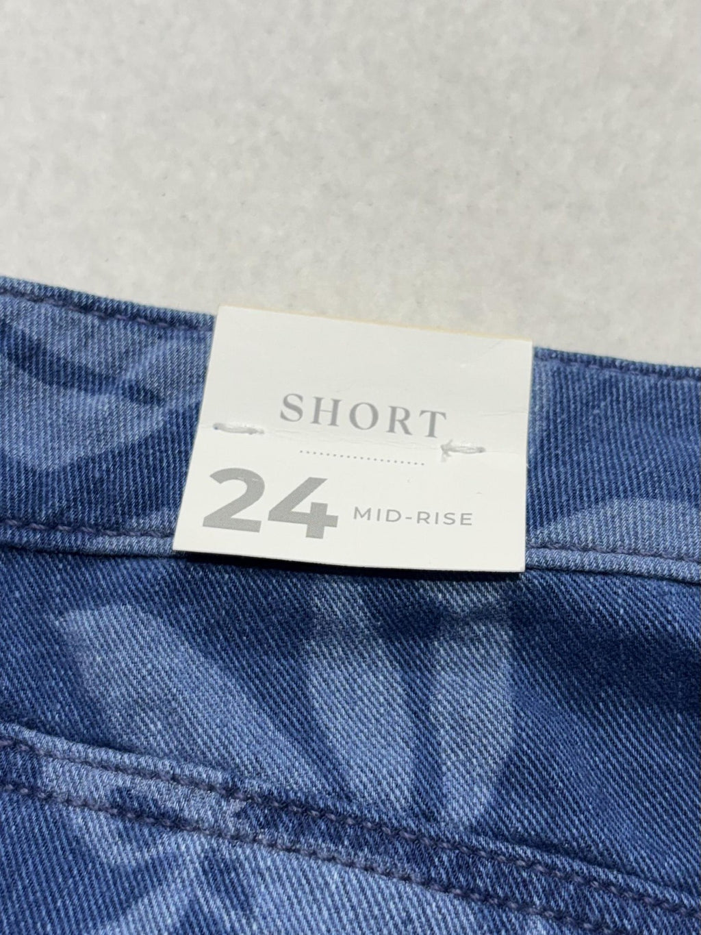 Lane Bryant Shorts Womens 24 Blue Denim Mid Rise Floral Tropical Cut Off