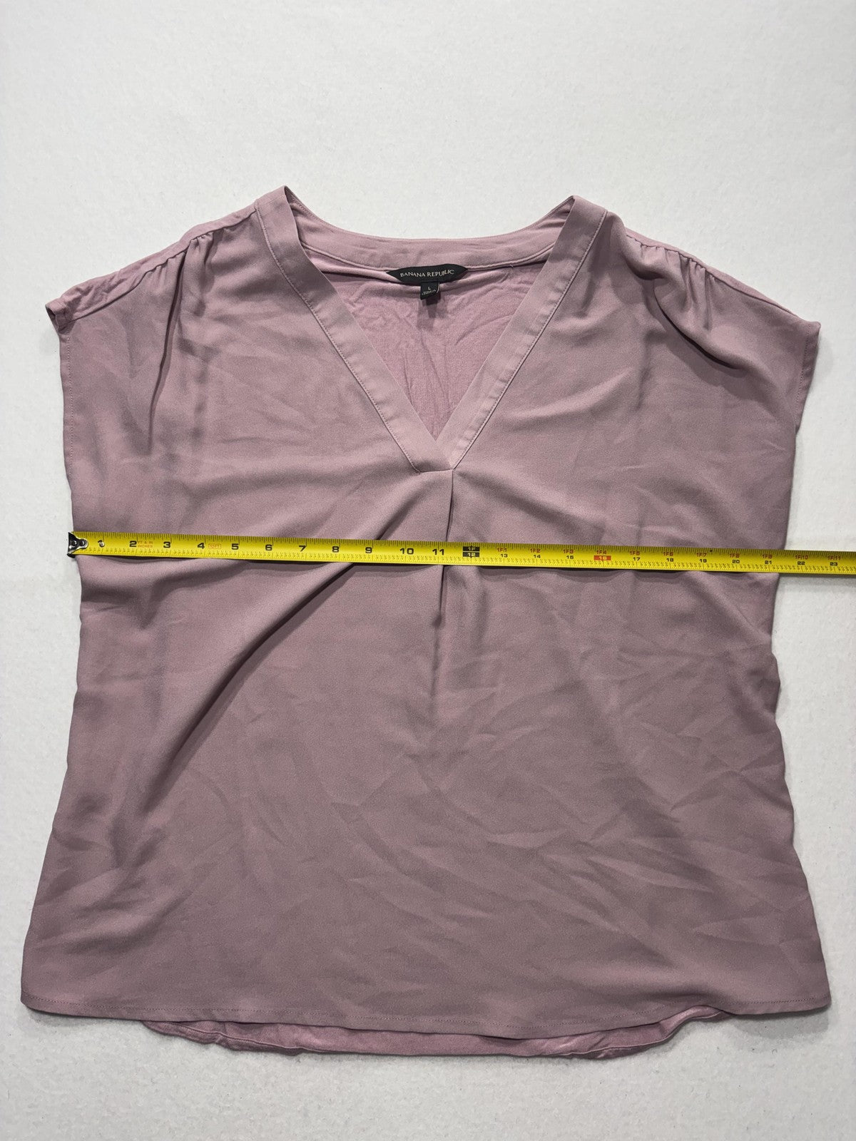 Banana Republic Blouse Womens Large Pink V Neck Cap Sleeve Lightweight Jersey