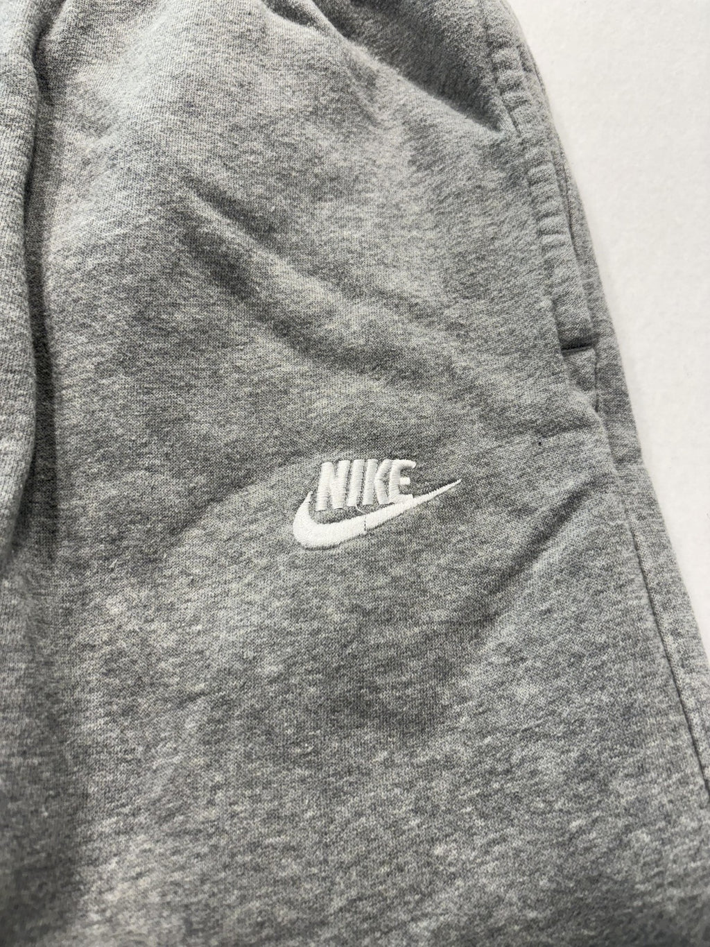 Nike Jogger Pants Mens Medium Gray Fleece Elastic Waist Tapered Athletic Pockets
