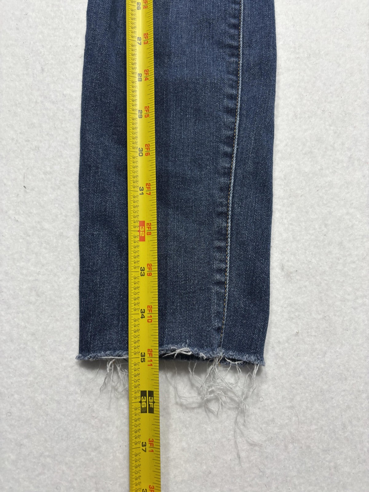 FRAME Ali High Rise Cigarette Jeans Womens 28 Blue Medium Wash Raw Hem 28x27