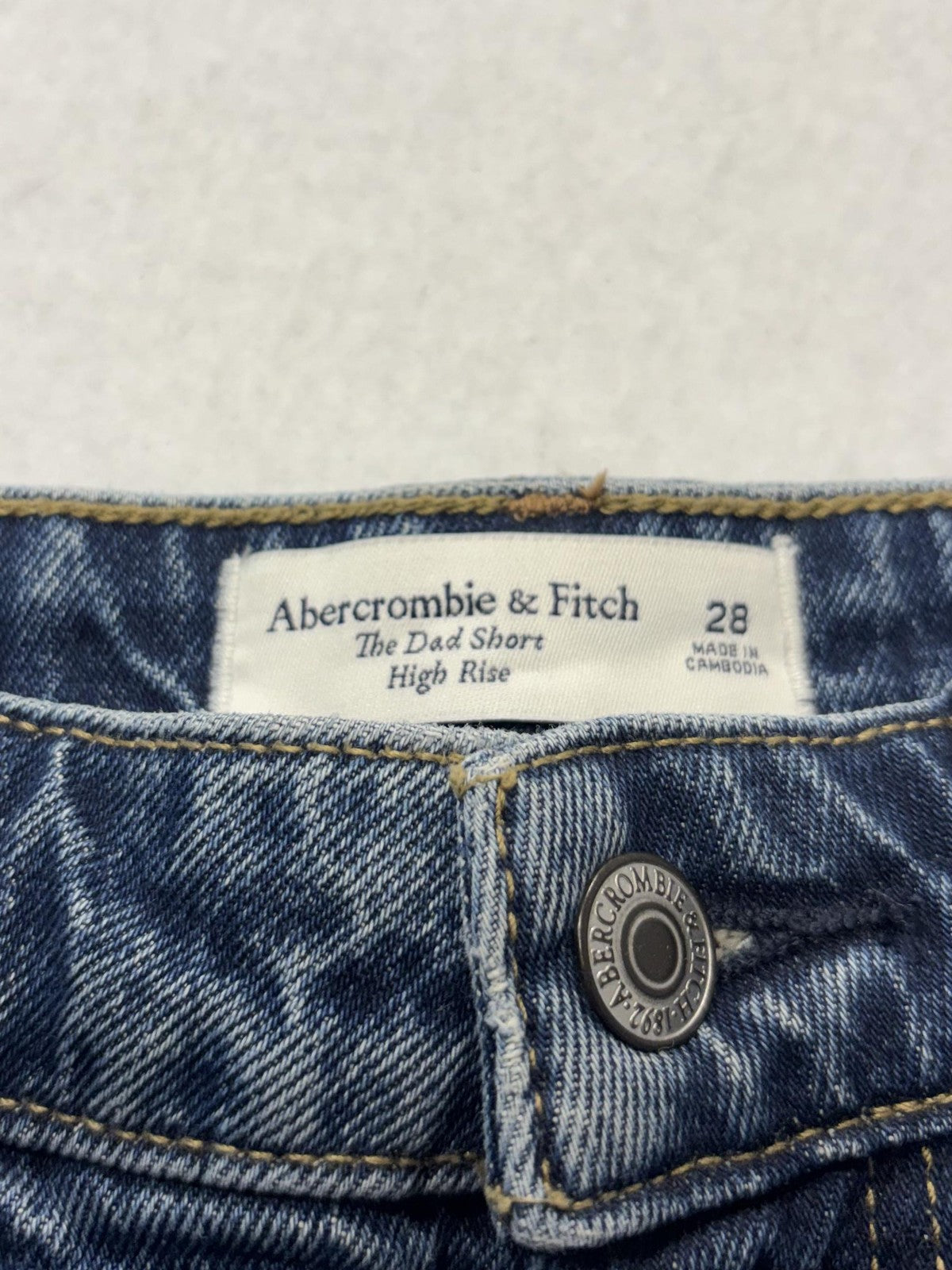 Abercrombie & Fitch Shorts Womens 28 The Dad Short High Rise Denim Curve Love