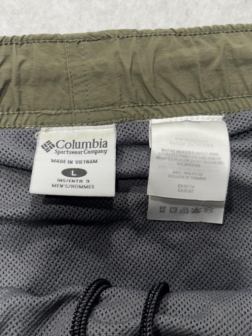 Columbia Swim Shorts Mens Large Green Elastic Waist Cargo Pockets Mesh Lined