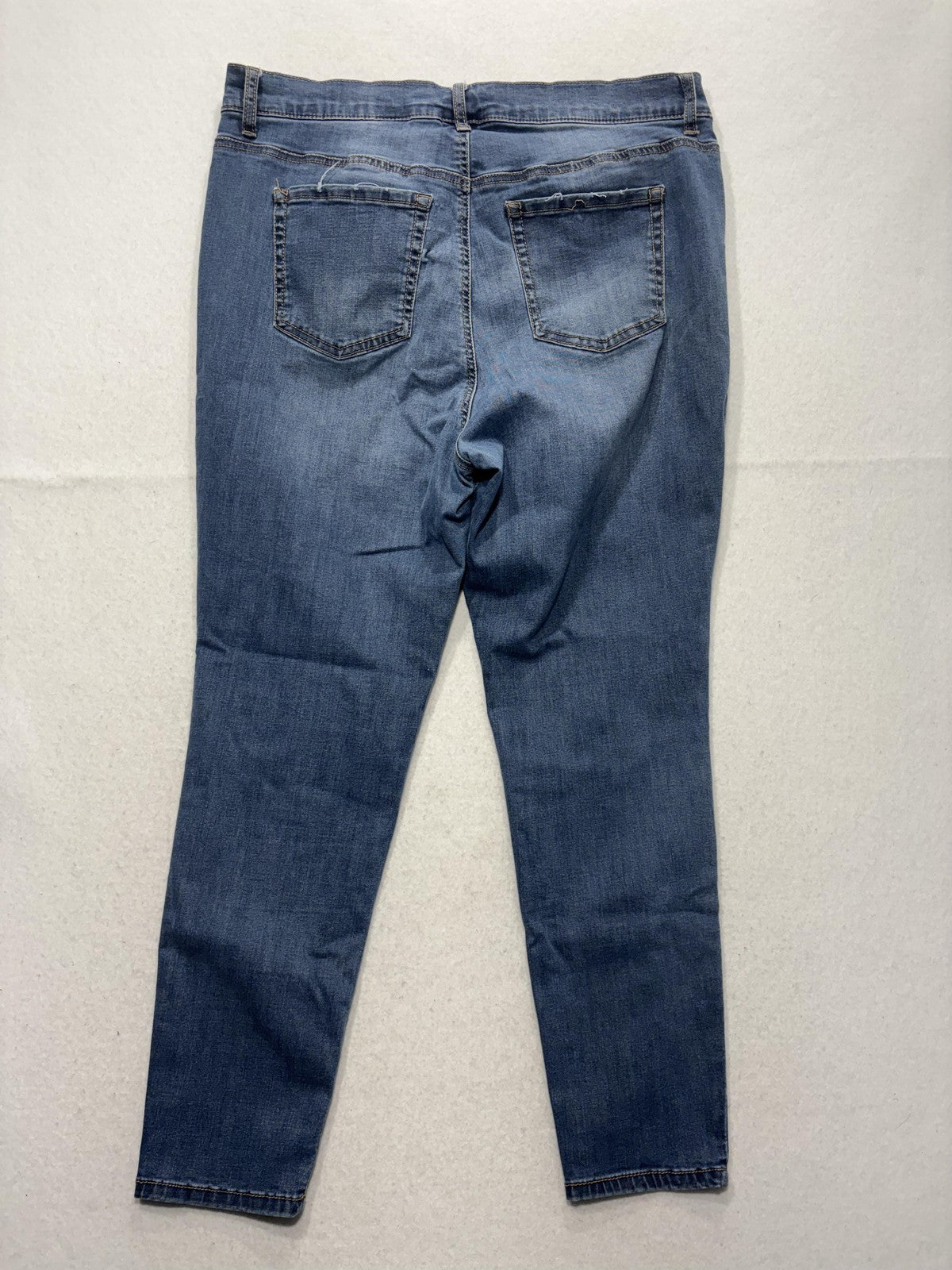Terra & Sky Jeans Womens 16W Petite Blue Medium Wash High Rise Skinny 37x26.5