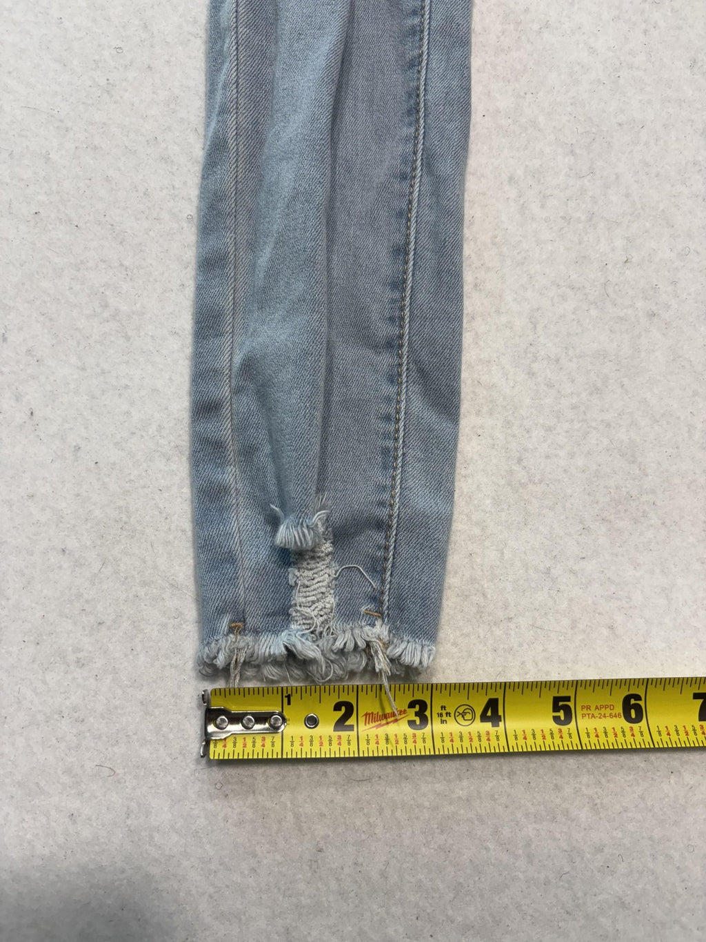 Refuge Miami High Rise Skinny Jeans Juniors 3 Light Wash Distressed 27x28.5