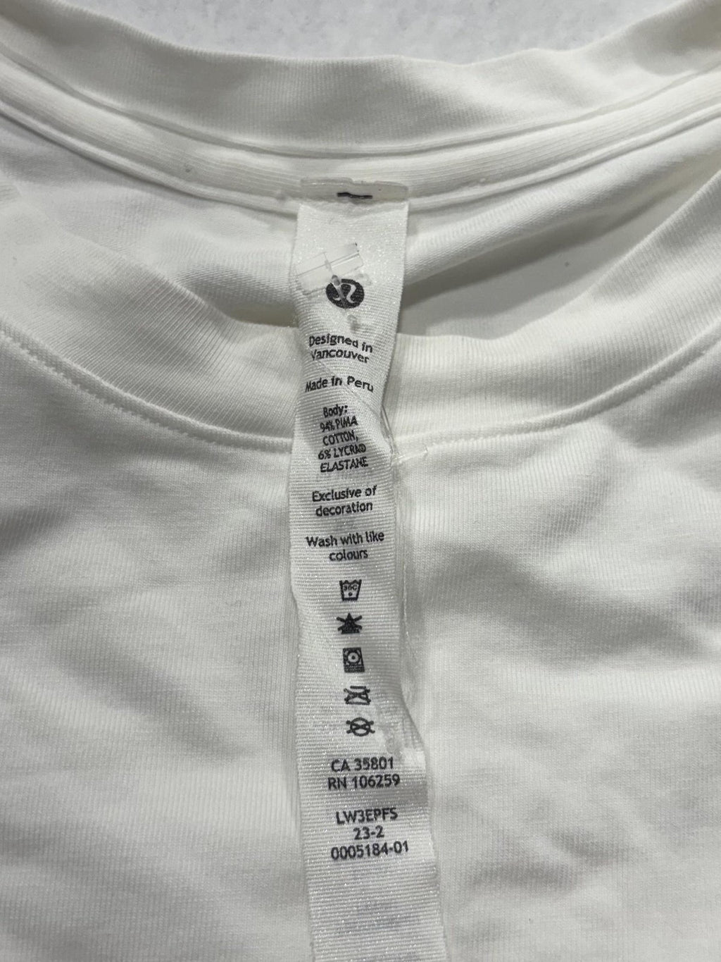 Lululemon Shirt Womens 4 White Crew Neck Short Sleeve Cotton Stretch Tee