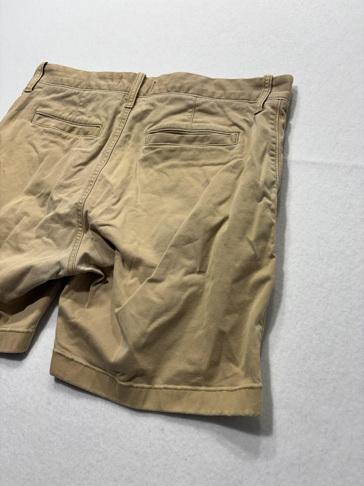Madewell Chino Shorts Mens 33 Beige 7" Inseam Stretch Flat Front Casual