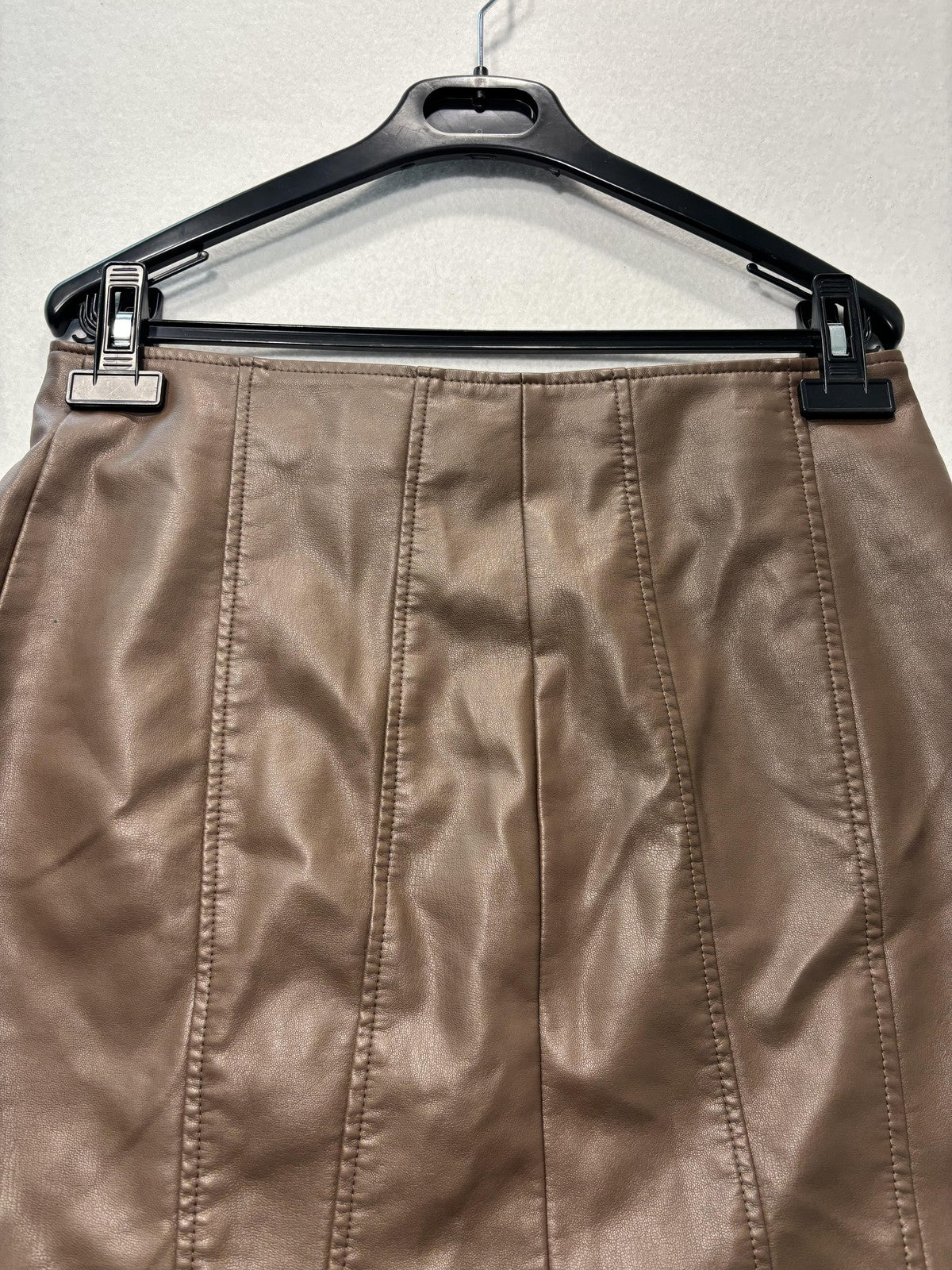 Free People Skirt Womens 8 Brown Faux Leather Zip Back Panel Seamed Mini Lined
