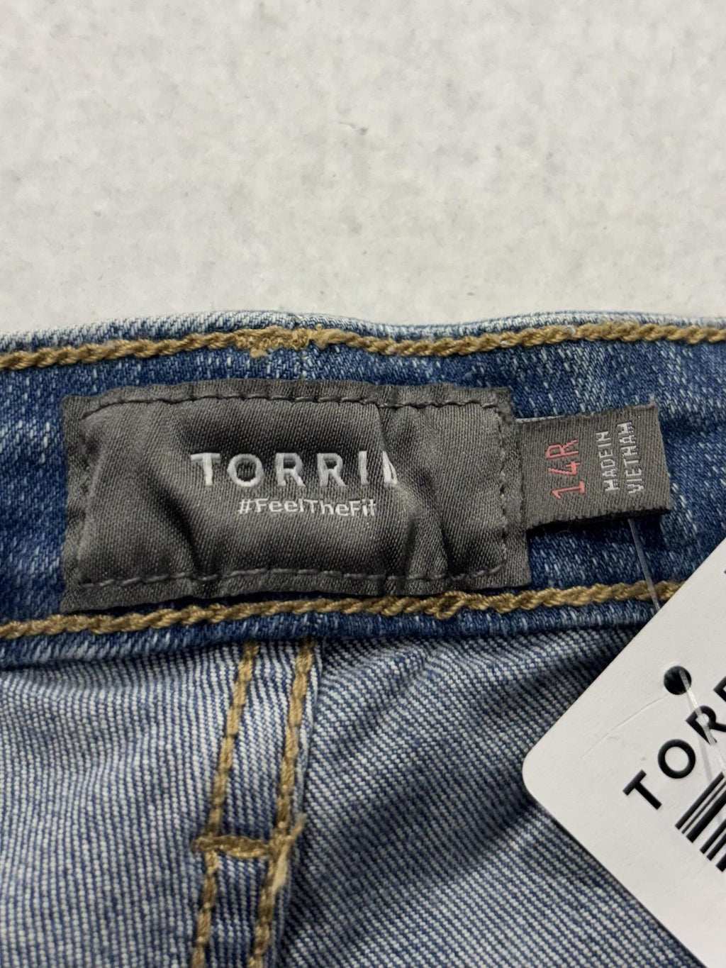 Torrid Jeans Womens 14 Plus Blue Light Wash High Rise Straight Distressed 36x30
