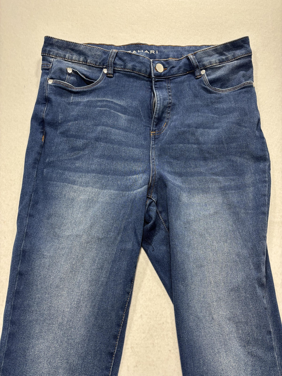 Tahari Jeans Womens 16W Blue Medium Wash High Rise Skinny Stretch 38x27 Denim