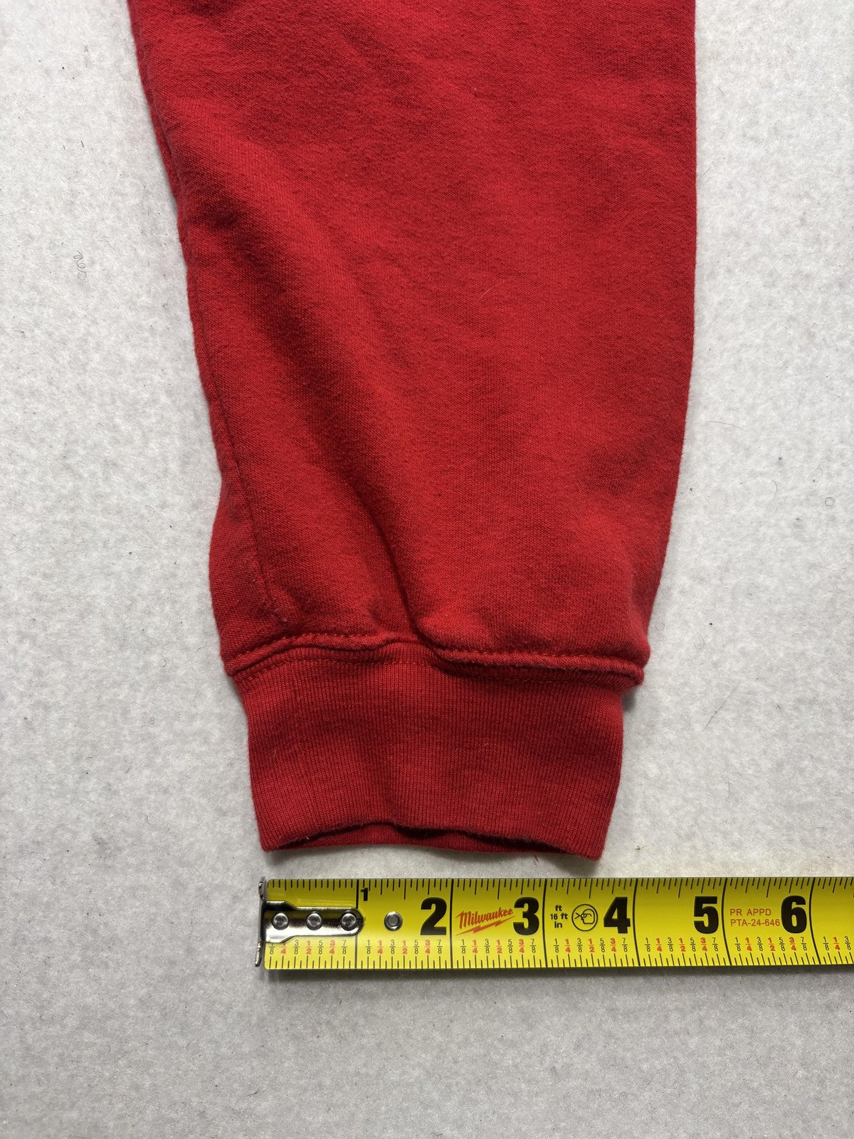 Coca-Cola Sweatshirt Unisex Kids XL Red Crew Neck Classic Logo Fleece Pullover
