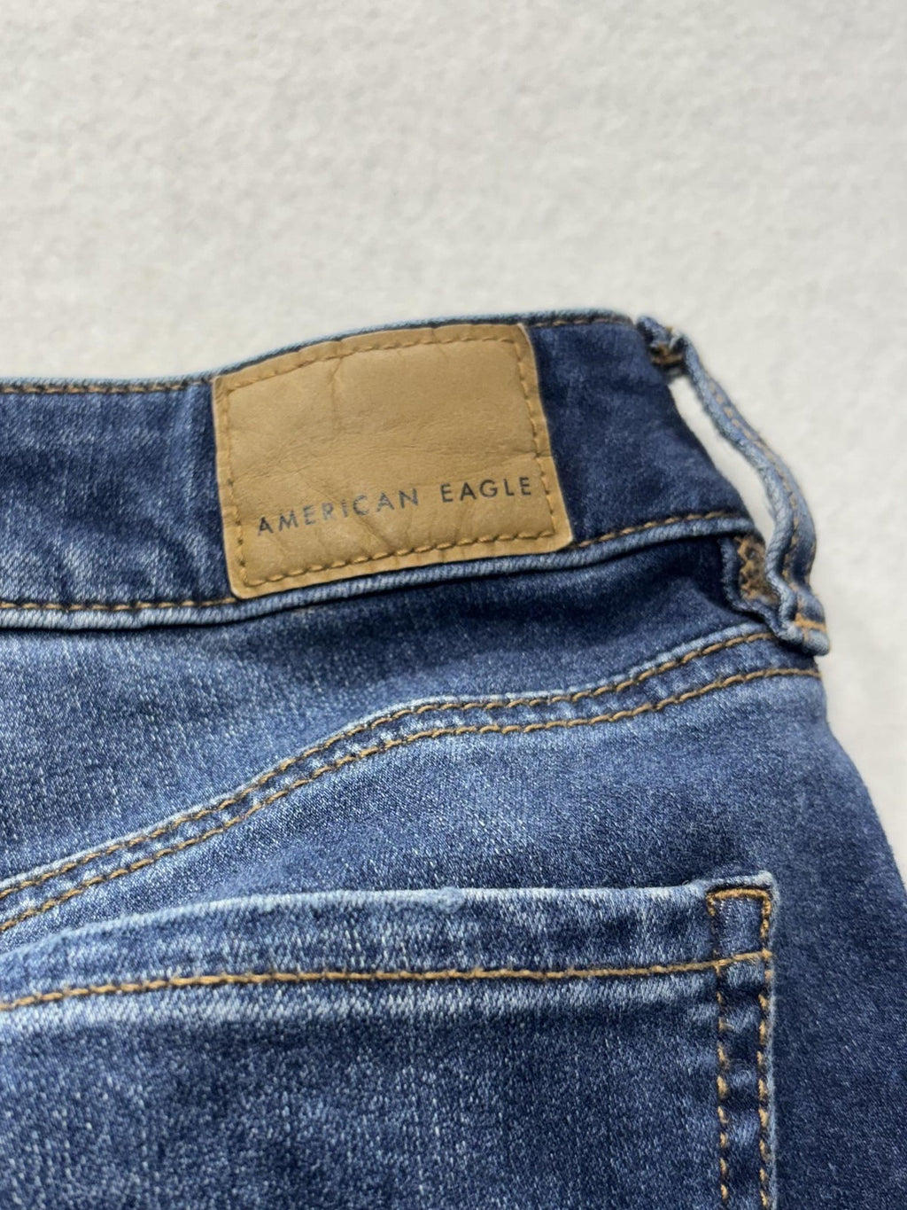 American Eagle High Rise Jegging Jeans Womens 8 Medium Wash Distressed 30x24.5