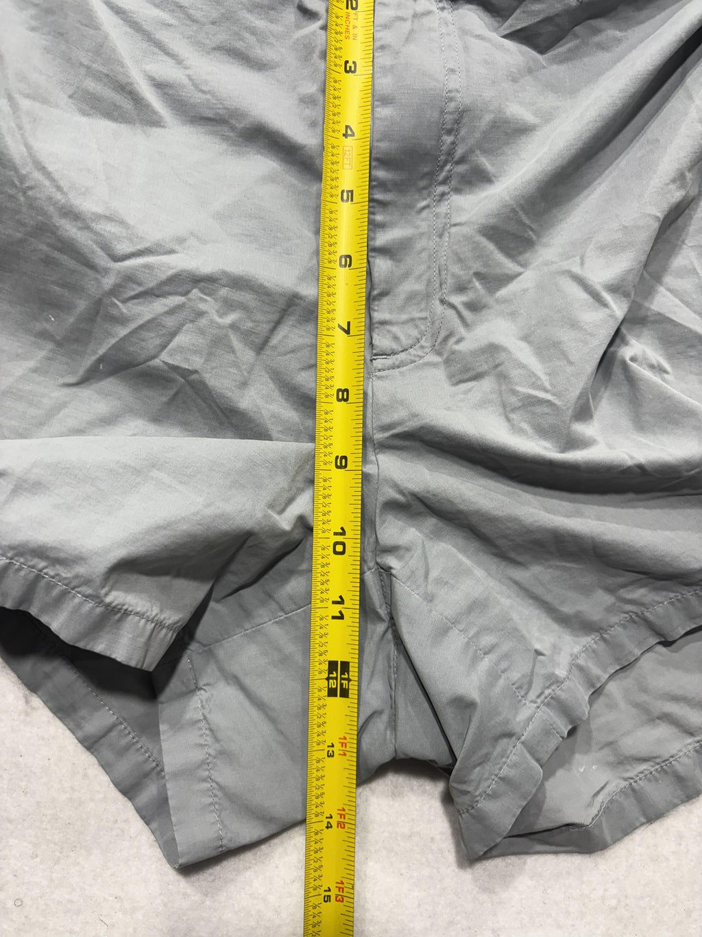 Banana Republic Shorts Womens 8 Gray Chino 4" Inseam Casual Pockets Summer