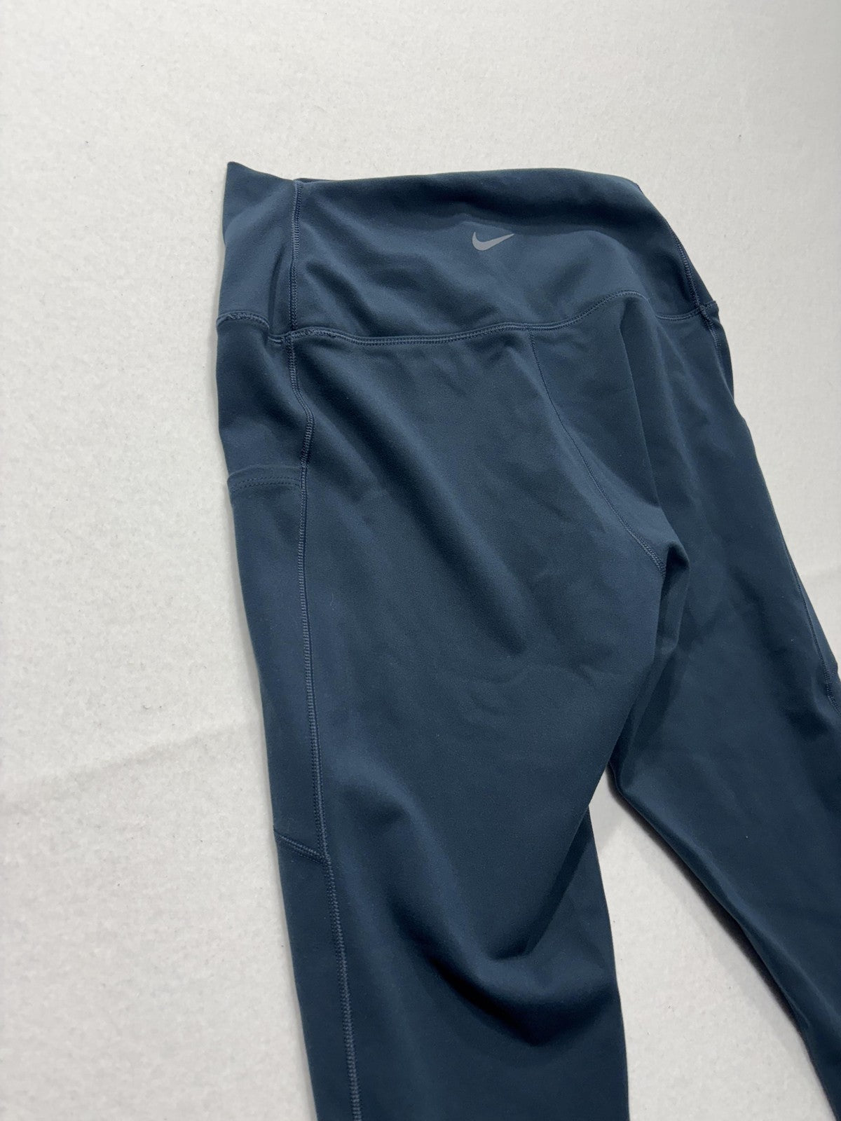Nike One Leggings Womens Medium Blue Dri-FIT High Rise Pocket Ankle Athletic